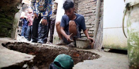 Tak Punya Jamban Layak, Ratusan Ribu Keluarga di Banten BAB Sembarangan
