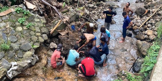 Kronologi Turap Roboh Menimpa Tiga Bocah di Bogor