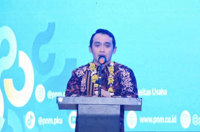 wakil wali kota pasuruan adi wibowo mas adi membuka sosialisasi nib