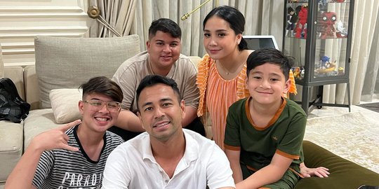 Nostalgia Masa Lalu, Potret Kebersamaan Raffi Ahmad & Baim 'Cilik' di Andara