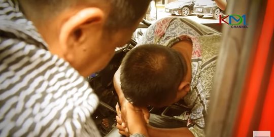 Sopir Angkot Menangis Mengantar Dedi Mulyadi Hadiri Sidang Gugatan Cerai