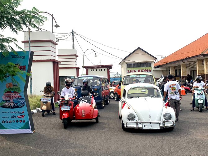 gus ipul sambut kedatangan ratusan pecinta vw dan vespa di kota pasuruan