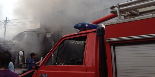 Ruang Kelas SMA 34 Terbakar, Diduga Karena Korsleting Listrik