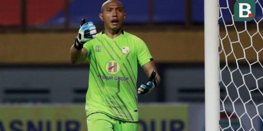 Kiper Senior Aditya Harlan Berharap Kompetisi Berjalan Bedampingan dengan Perbaikan Sepak Bola Indonesia