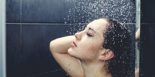 Niat Mandi Wajib Setelah Melahirkan, Bersalin dengan Operasi Caesar Harus Melakukan?