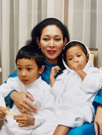 titiek soeharto foto bareng anak anak tommy tata cahyani sampai komentar begini