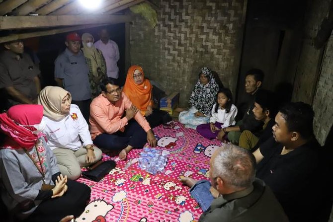 rumah art rohimah di limbangan saat ditinjau oleh pemkab garut