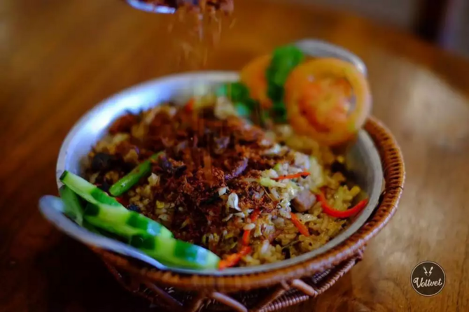 nasi goreng sapi kari