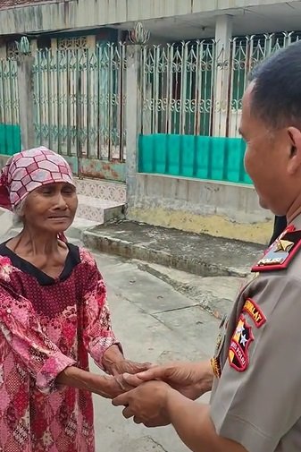 polisi jenderal bintang satu pulang kampung