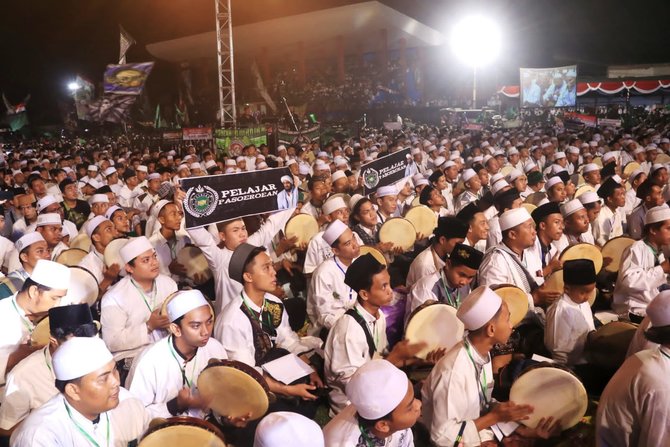 pemkot pasuruan gelar selawat bersama habib syech