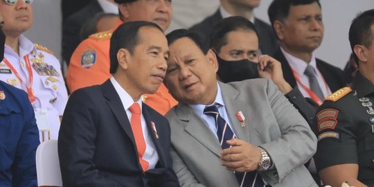 Prabowo dengan Jokowi Makin Lengket, Terekam Momen saat Berbincang Serius