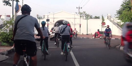 Potret Jalanan Kota Jogja di Minggu Pagi, Cocok Dipakai Wisata Sepeda