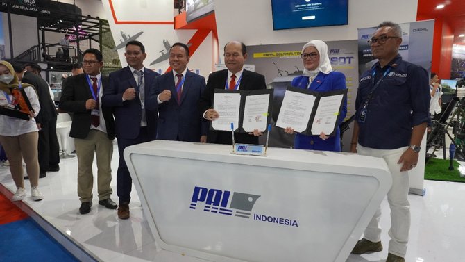 pt pal amp falah teken mou pengembangan produk kemaritiman berbasis teknologi