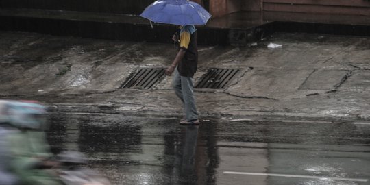 Pos Krukut Hulu Jakarta Berstatus Siaga, Warga Bantaran Sungai Diminta Waspada Banjir