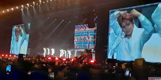 30 Penonton Pingsan, Konser NCT 127 Dihentikan Lebih Awal