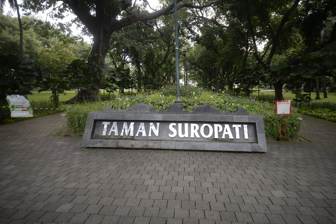 taman suropati masih ditutup