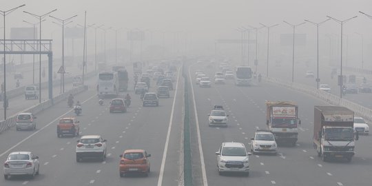 Penampakan New Delhi Diselimuti Polusi Udara Berbahaya