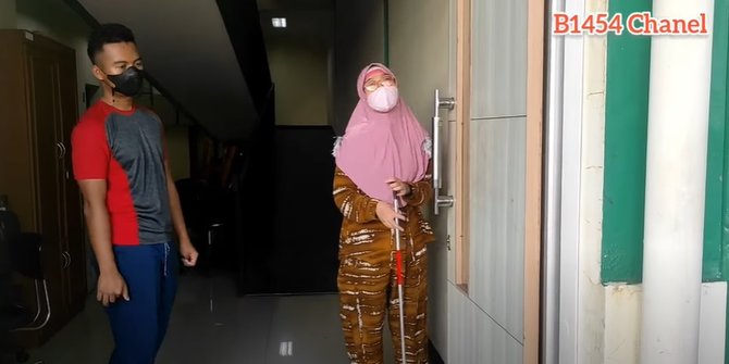 perjuangan sertu tni rizka nurjanah menghafal jalan pakai tongkat semasa hidup