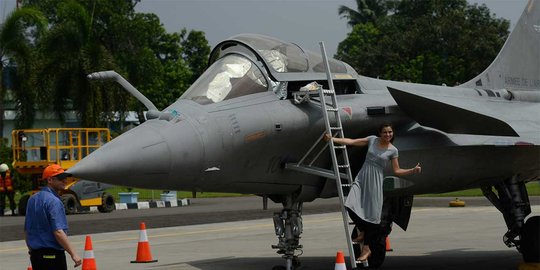 TNI AU Kirim 6 Penerbang ke Perancis Latihan Mengawaki Jet Tempur Rafale