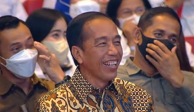 momen lucu presiden jokowi di hut perindo