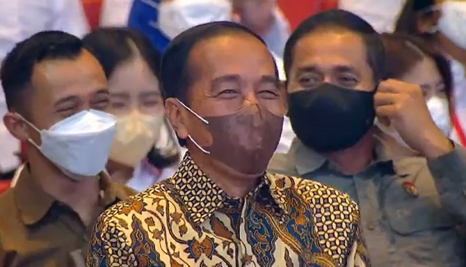 momen lucu presiden jokowi di hut perindo