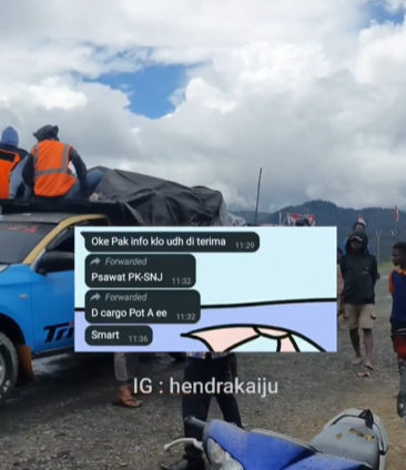 gokil polisi ini pesan kfc pakai pesawat untuk dikirim ke pedalaman papua