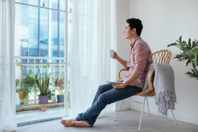 memahami kepribadian seseorang dari cara mereka duduk di kursi sudah tahu