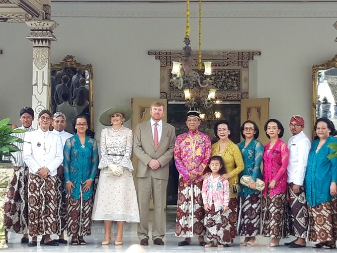 kunjungan raja dan ratu belanda ke keraton yogyakarta