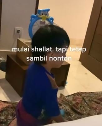 gegara upin ipin bocah ini praktikkan sholat padahal non muslim