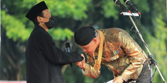 Momen Ganjar Pranowo Peringati Hari Pahlawan, Undang Sosok Pahlawan Ini