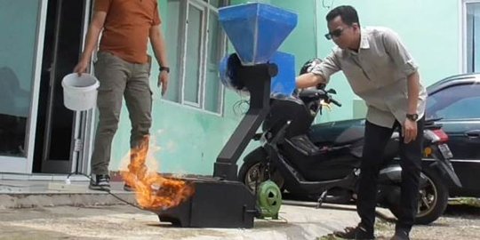 Melihat Tungku Digital dari Tanjungsari, Hemat dan Berbahan Bakar Serbuk Kayu