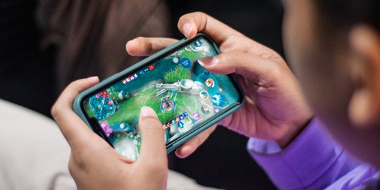 Sukses di Usia Muda, Pria Ini Ubah Hobi Main Game Jadi Bisnis Beromzet Puluhan Juta