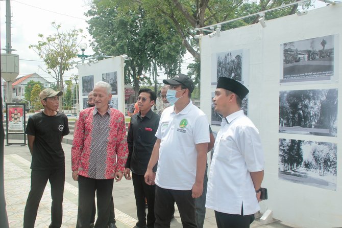 pemkot gelar pameran foto dan arsip sejarah kota pasuruan