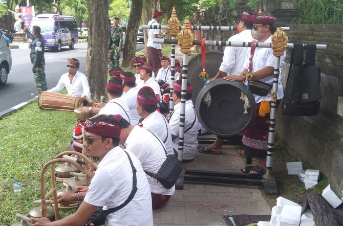 kecantikan paras penari menyambut tamu delegasi g20