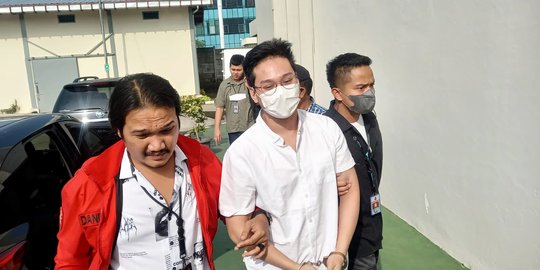 Setelah Ditunda Dua Pekan, Sidang Putusan Indra Kenz Dijadwalkan Hari Ini