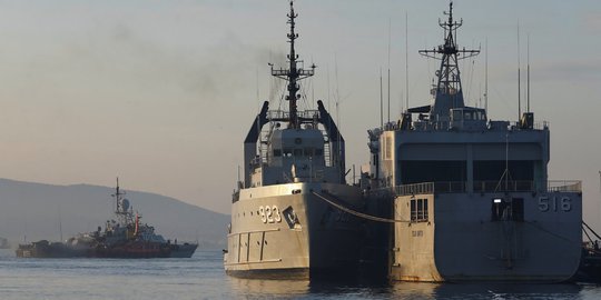 14 Kapal Perang TNI AL Kelilingi Pulau Bali Amankan KTT G20