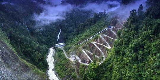 PLTA Kayan Cascade Jadi Terbesar di ASEAN dan Warisan Jokowi untuk Energi Bersih