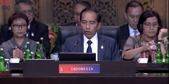 Resmi Buka KTT G20, Jokowi Ingatkan Krisis Belum Usai