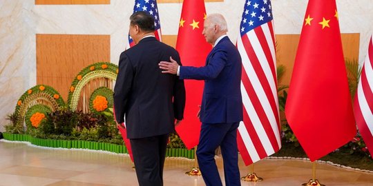 Sosok Xi Jinping di Mata Joe Biden dan Perang Dingin AS vs China