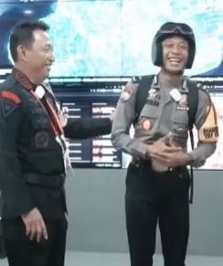 pak bhabin sebut fungsi drone bisa bikin ketawa kapolri 039kamu itu sembarangan039