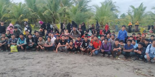 Gelombang Kedua, 119 Pengungsi Rohingya Terdampar di Aceh