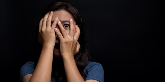 Stalking adalah Tindakan Mengikuti dan Mengawasi, Ketahui Tanda-tandanya