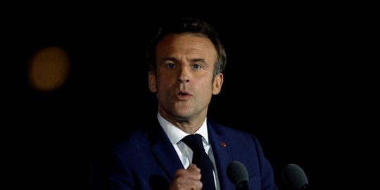 Presiden Prancis Serukan Rusia Kembali ke Meja Perundingan dengan Ukraina