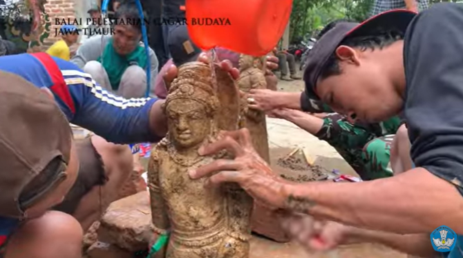 situs gondang di trenggalek diperkirakan lebih tua dari kerajaan majapahit