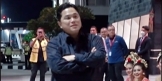 Erick Thohir Sapa Paspampres & Penari Pendet Saat Jemput Menlu Rusia, 'Tinggi-tinggi'