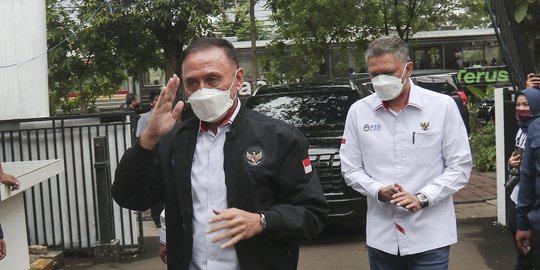 Sama-Sama di Bali Tetapi Ketum PSSI Tidak Bertemu Presiden FIFA