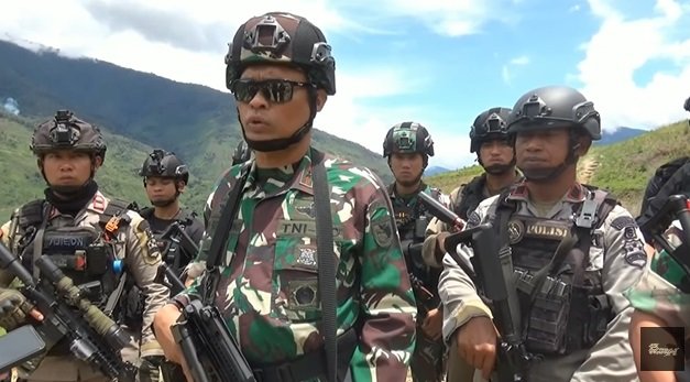 masyarakat ketakutan brigjen tni jo sembiring terjun langsung ke kiwirok basis opm