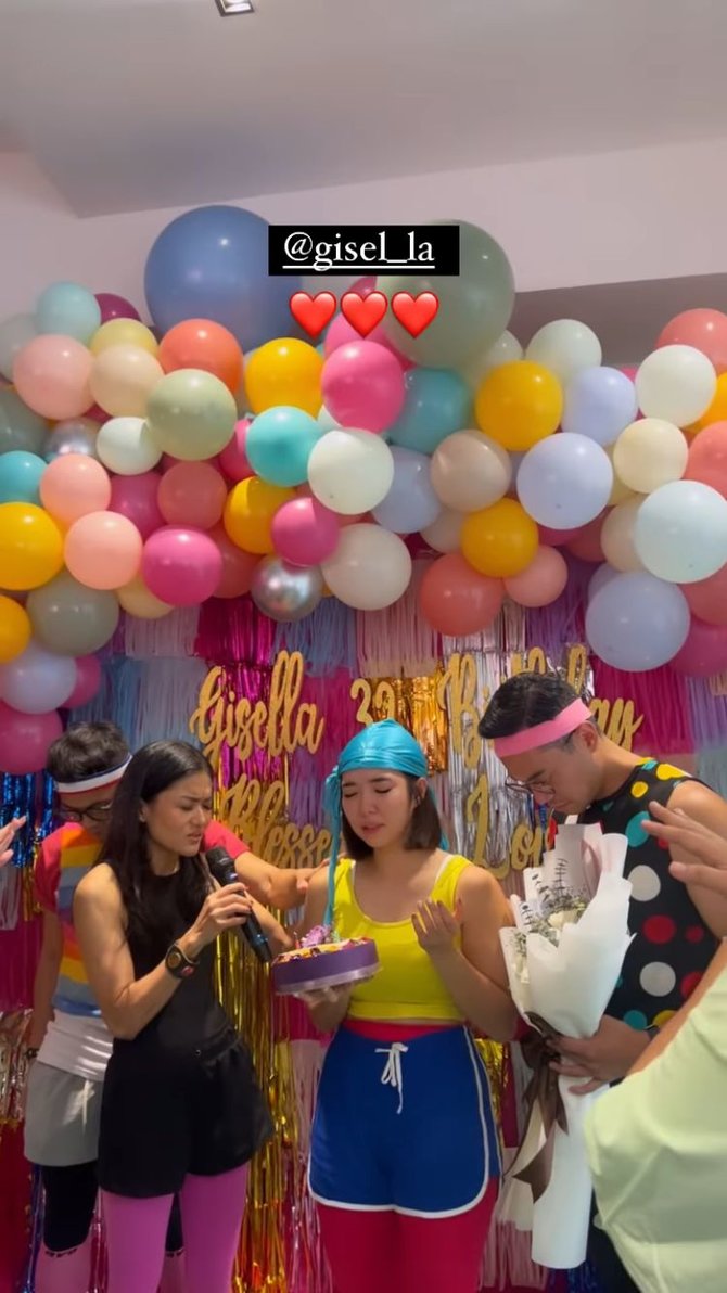 genap 32 tahun intip potret perayaan ulang tahun gisella anastasia