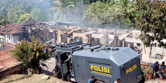 6 Rumah Dinas Polisi di Jayapura Terbakar, Diduga akibat Korsleting