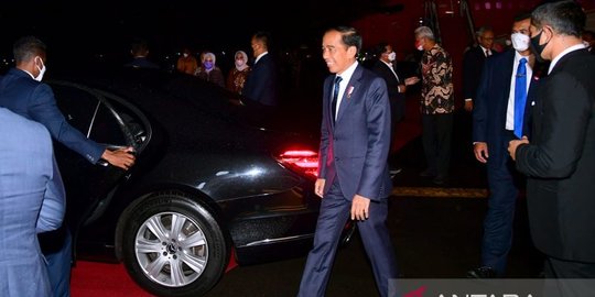 Jokowi di Muktamar Muhammadiyah: KTT APEC Selesai Sore Nanti, Tapi Saya Pulang Duluan